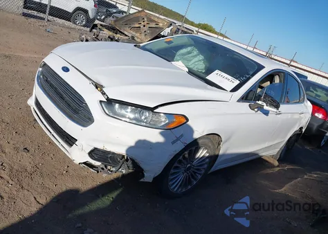 2016 Ford Fusion Titanium z USA, uszkodzony, nr VIN 3FA6P0K97GR343924